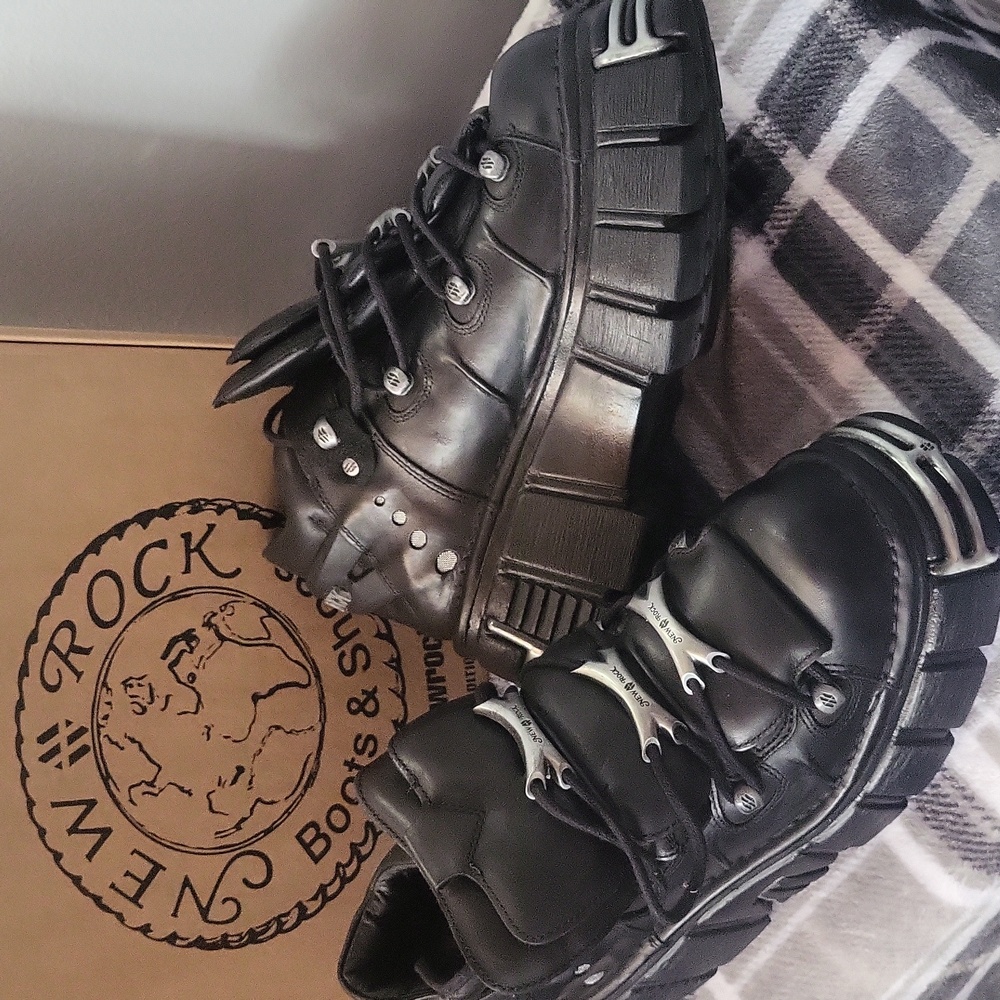 New Rock Shoes - Authentic Gothic Ankle Boot
